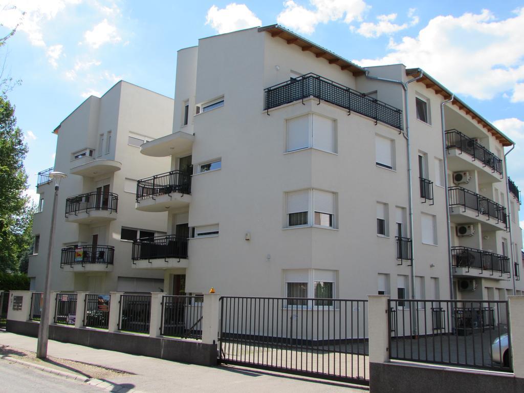 Myflat Siofok Beach Apartment Ngoại thất bức ảnh
